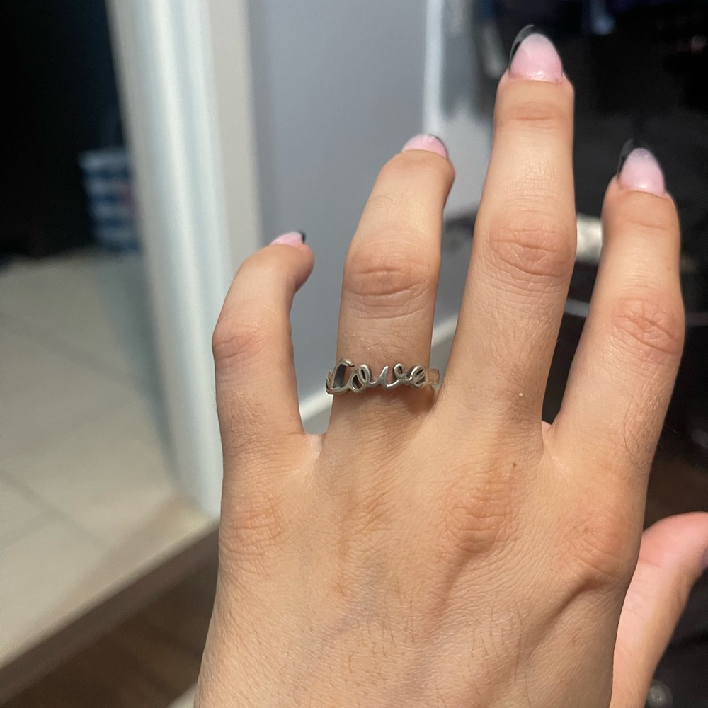 Love ring - Picture 3 of 3